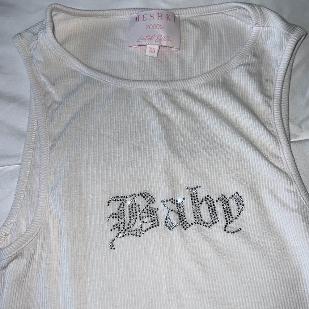 Meshki White Ribbed Crop Top - Picture 2 of 4